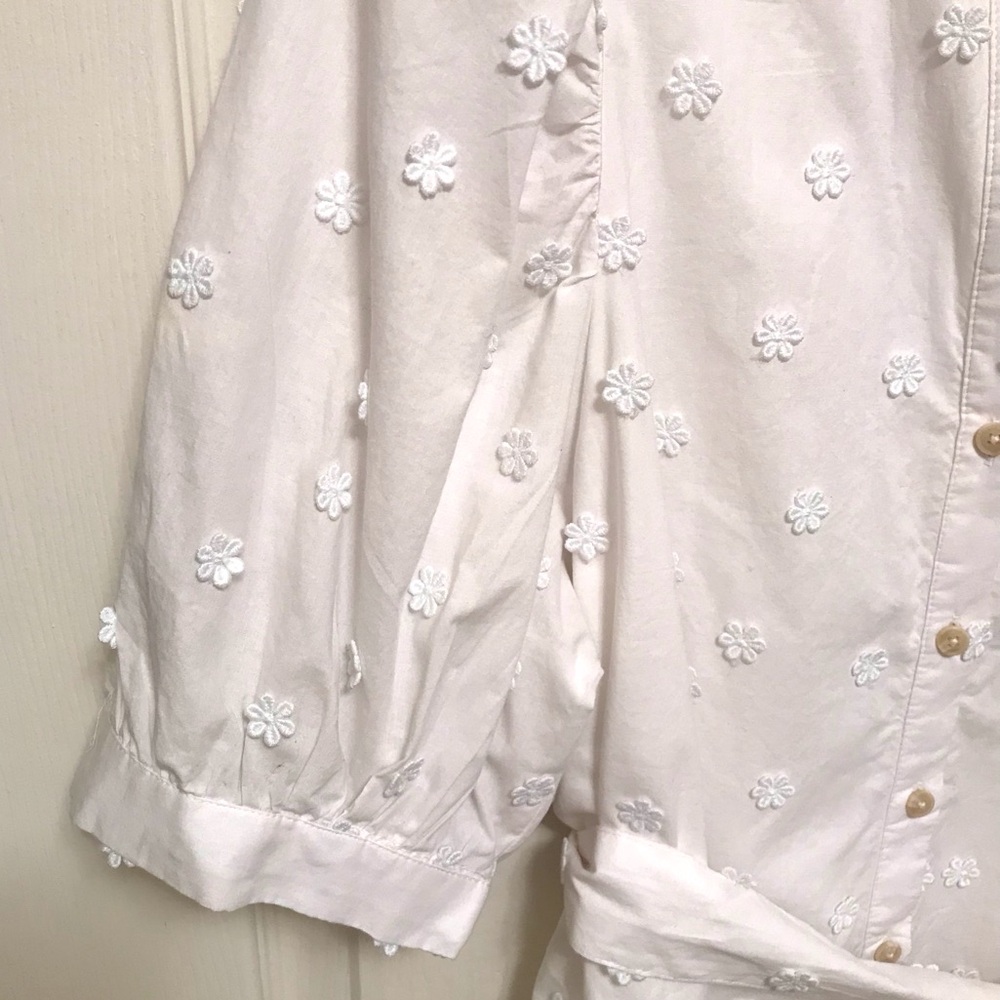 NWT Ann Taylor White Floral Appliqué Tie Waist Shirtdress - Picture 7 of 16